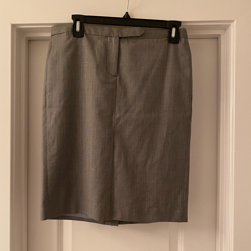 J.Crew|| Grey lined classic pencil skirt.  Perfect for the office.